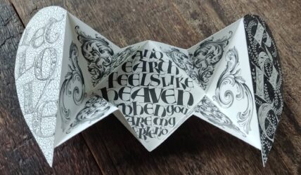Kalligrafie - let love rule - ontwerp Veerle Missiaen